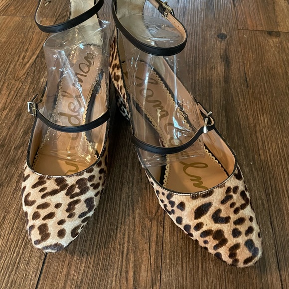 Sam Edelman leopard print cowhide shoes with ankle and front strap, size 7 - Picture 1 of 5